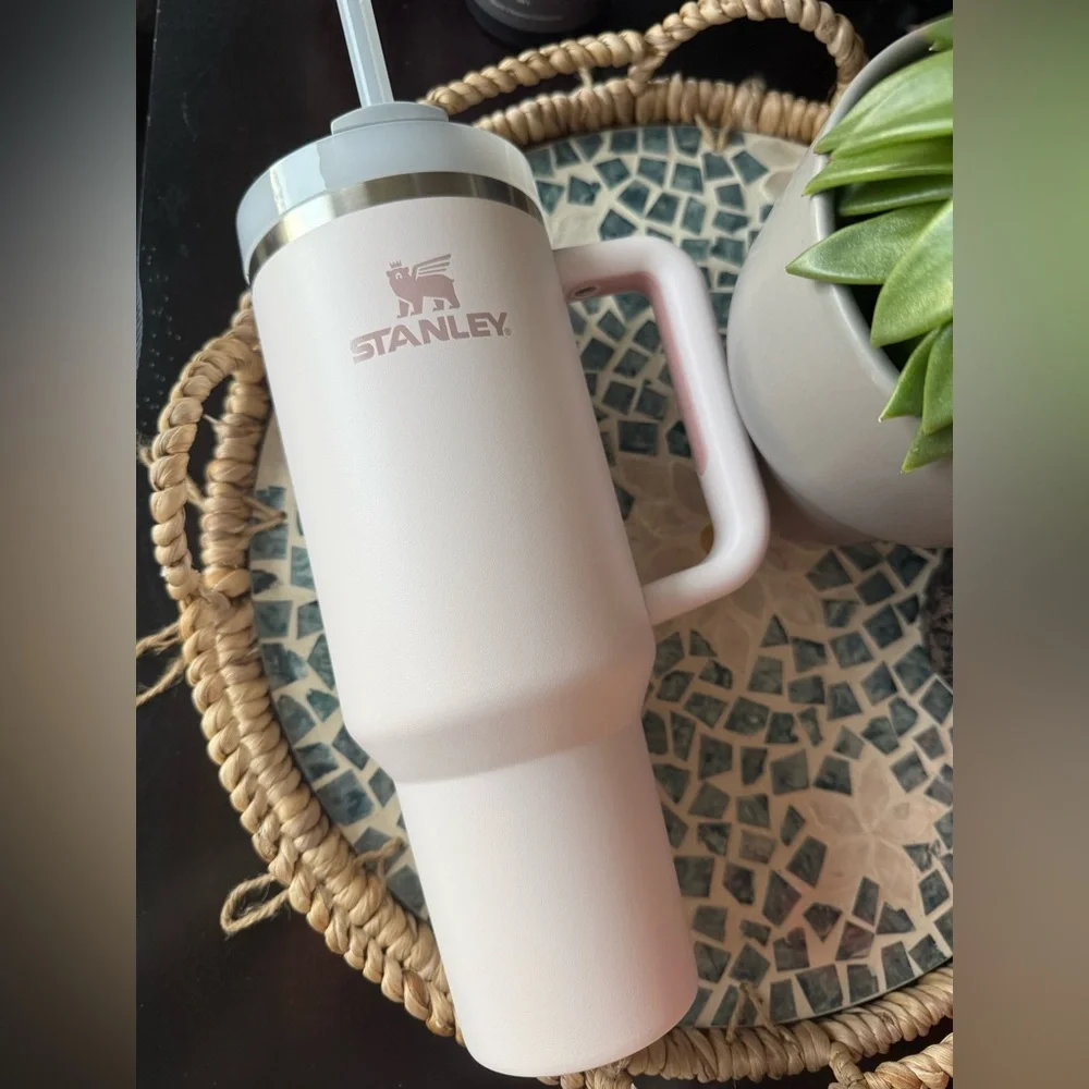 Stanley Rose Quartz 40 oz. Quencher H2.0 FlowState Tumbler - Picture 1 of 10